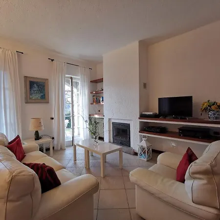 Smeraldo Apartment